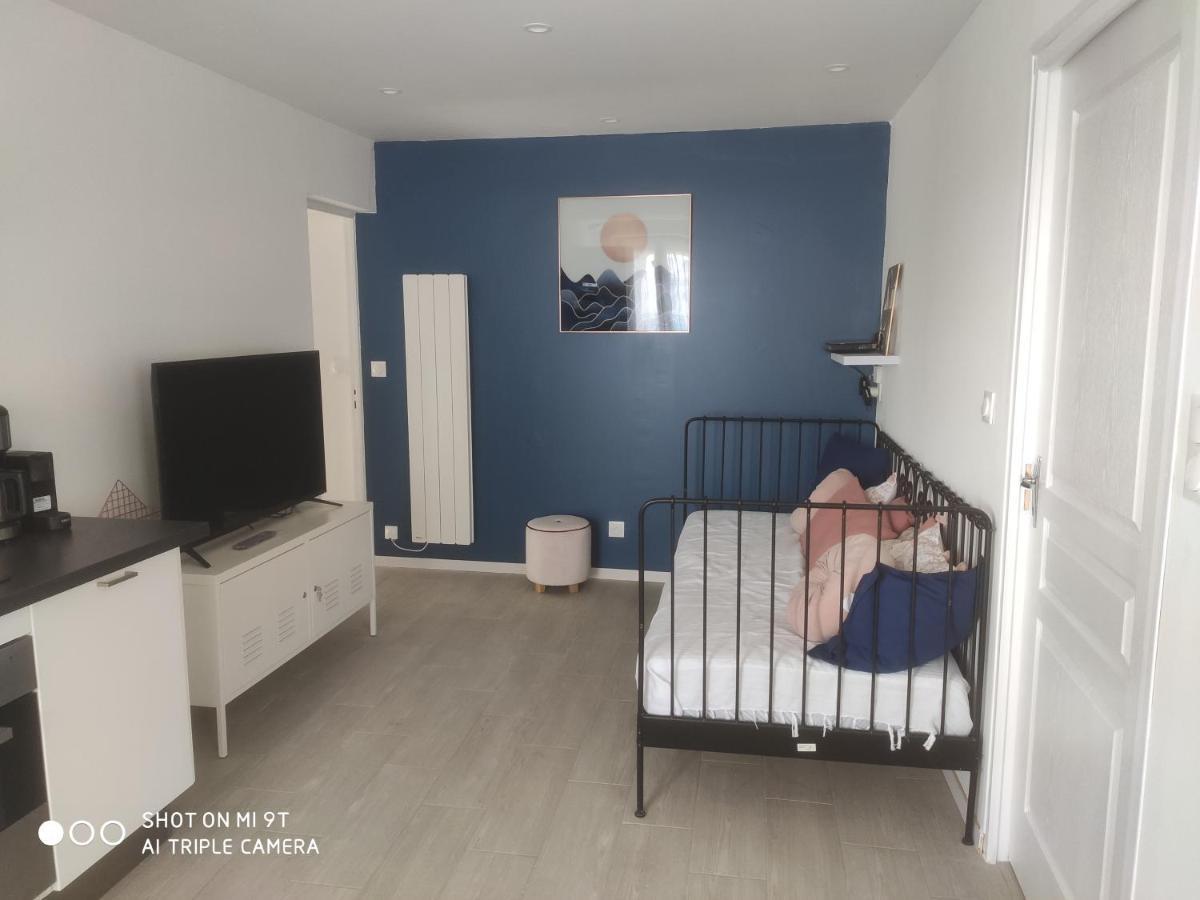 Вилла Little Baie Pleine-Fougeres Экстерьер фото
